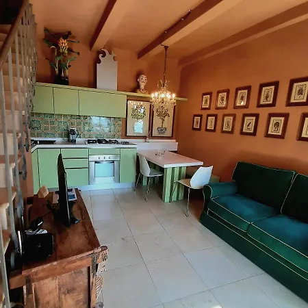 公寓 Casa Pazzi Dimora D'epoca 葛伦坦马勒