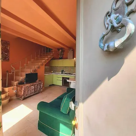 Casa Pazzi Dimora D'epoca 葛伦坦马勒