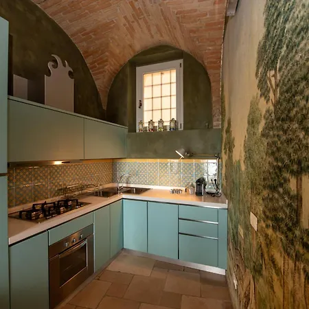 Casa Pazzi Dimora D'epoca 葛伦坦马勒