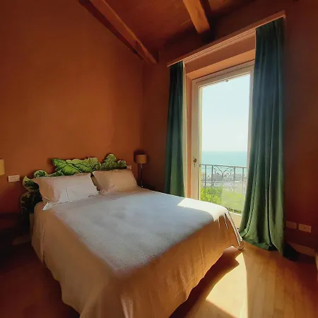 Casa Pazzi Dimora D'epoca Lägenhet *