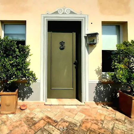 Casa Pazzi *